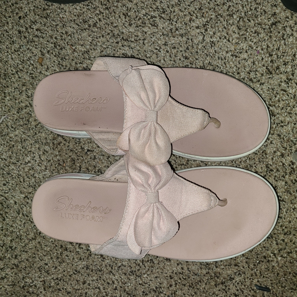 Skechers Pink Bow Thong Sandals - Main Image
